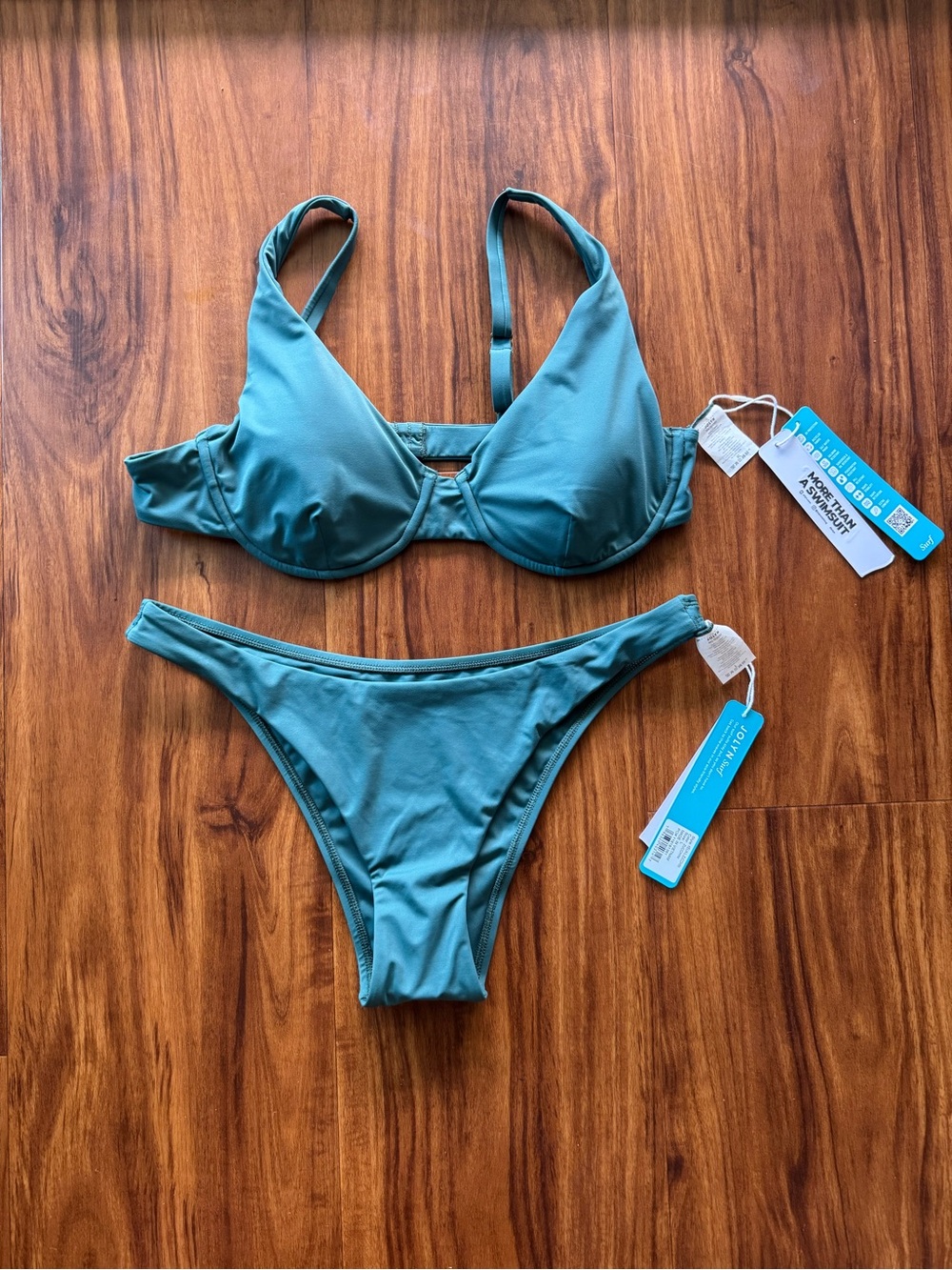 NWT JOLYN Surf Two-Piece Bikini Swimsuit in zucchini. Top XL; Bottom L